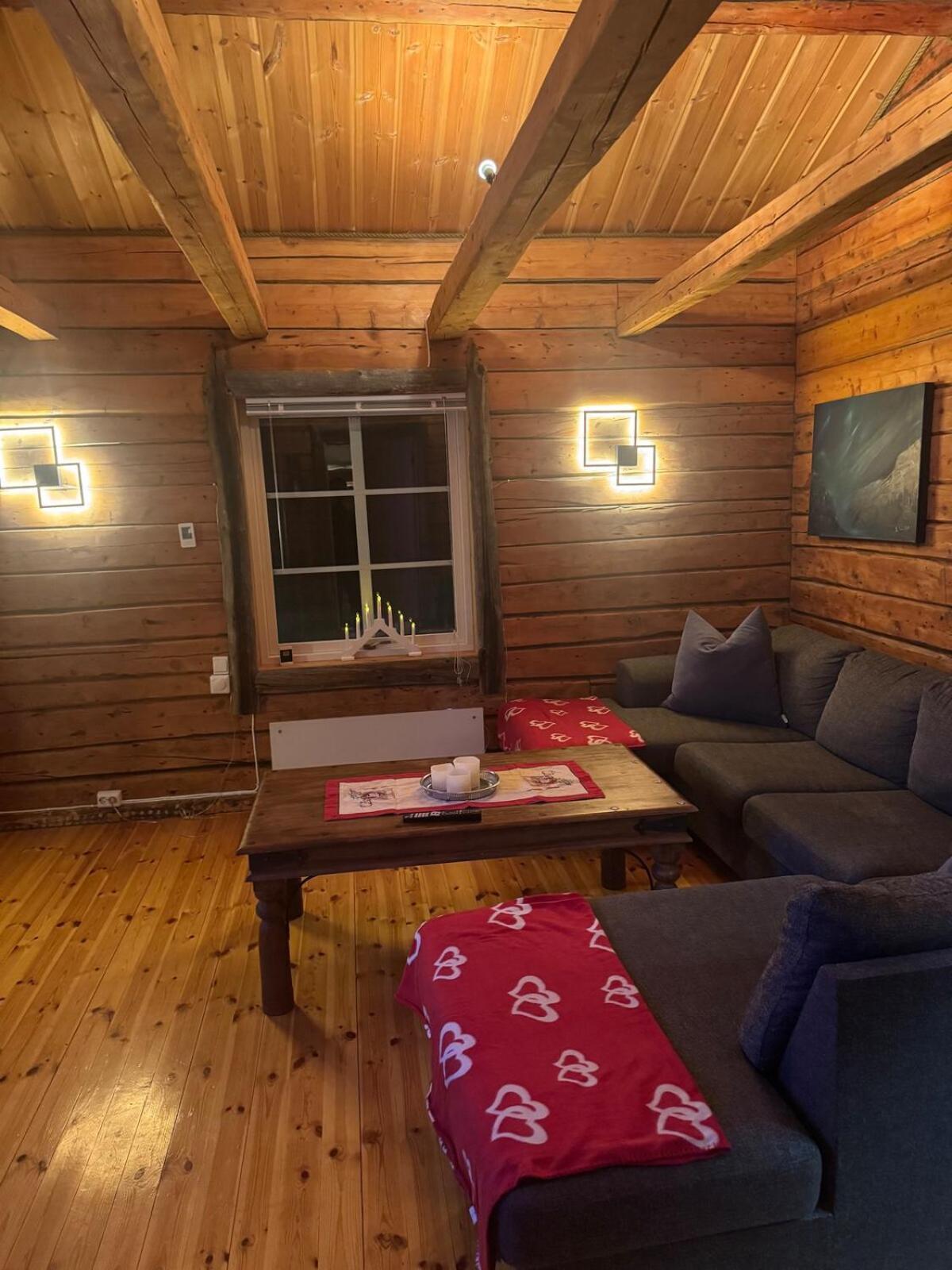 Cottage With Good Standard Next To Neiden River ภายนอก รูปภาพ