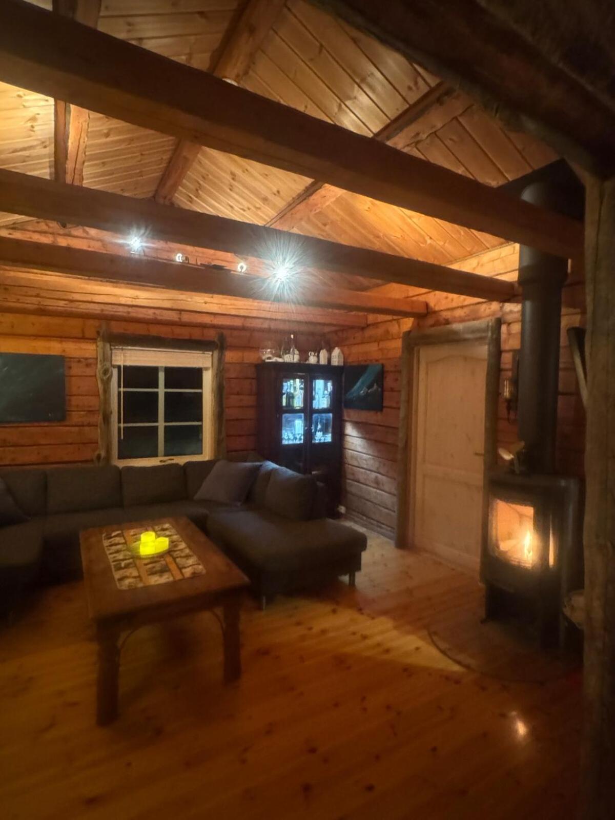 Cottage With Good Standard Next To Neiden River ภายนอก รูปภาพ